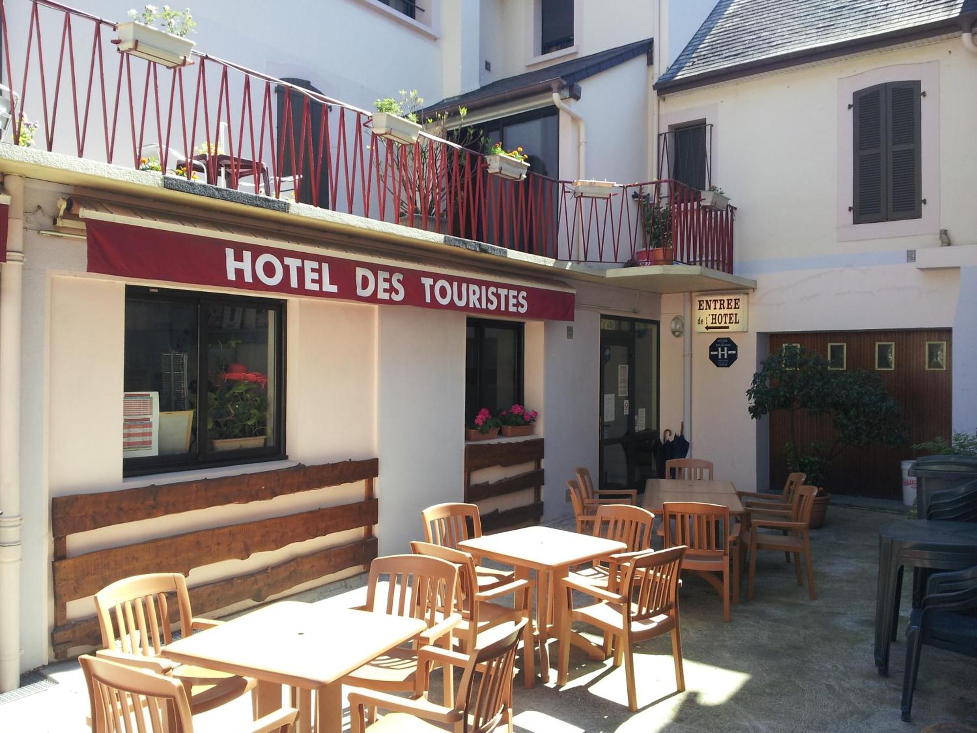 Hotel Des Touristes بييرفيت - نيستالاس المظهر الخارجي الصورة